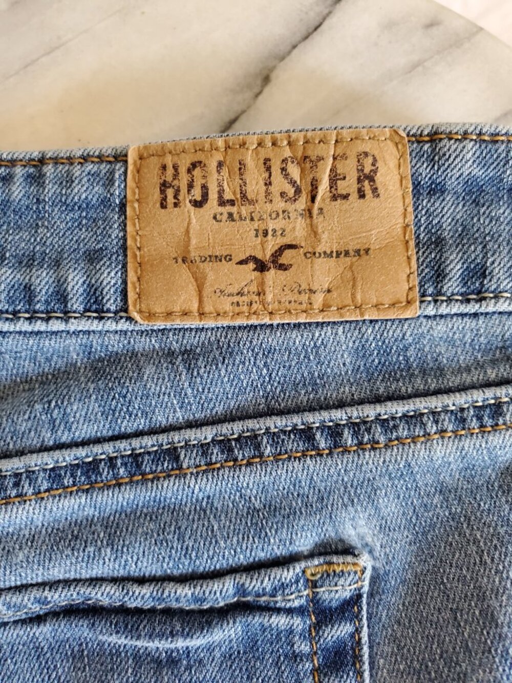 Hollister Jeans - Picture 15 of 16